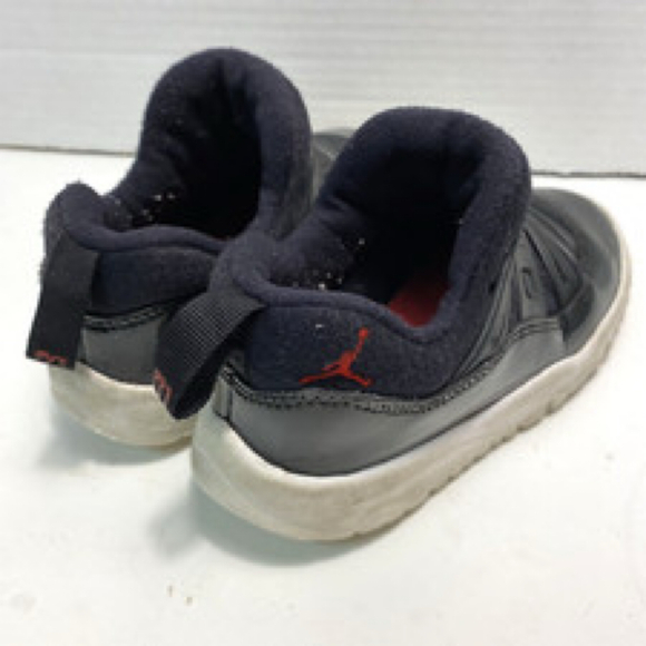 NIKE Air Jordan Retro 11 Athletic Shoes Toddler Size 10C - Picture 5 of 9